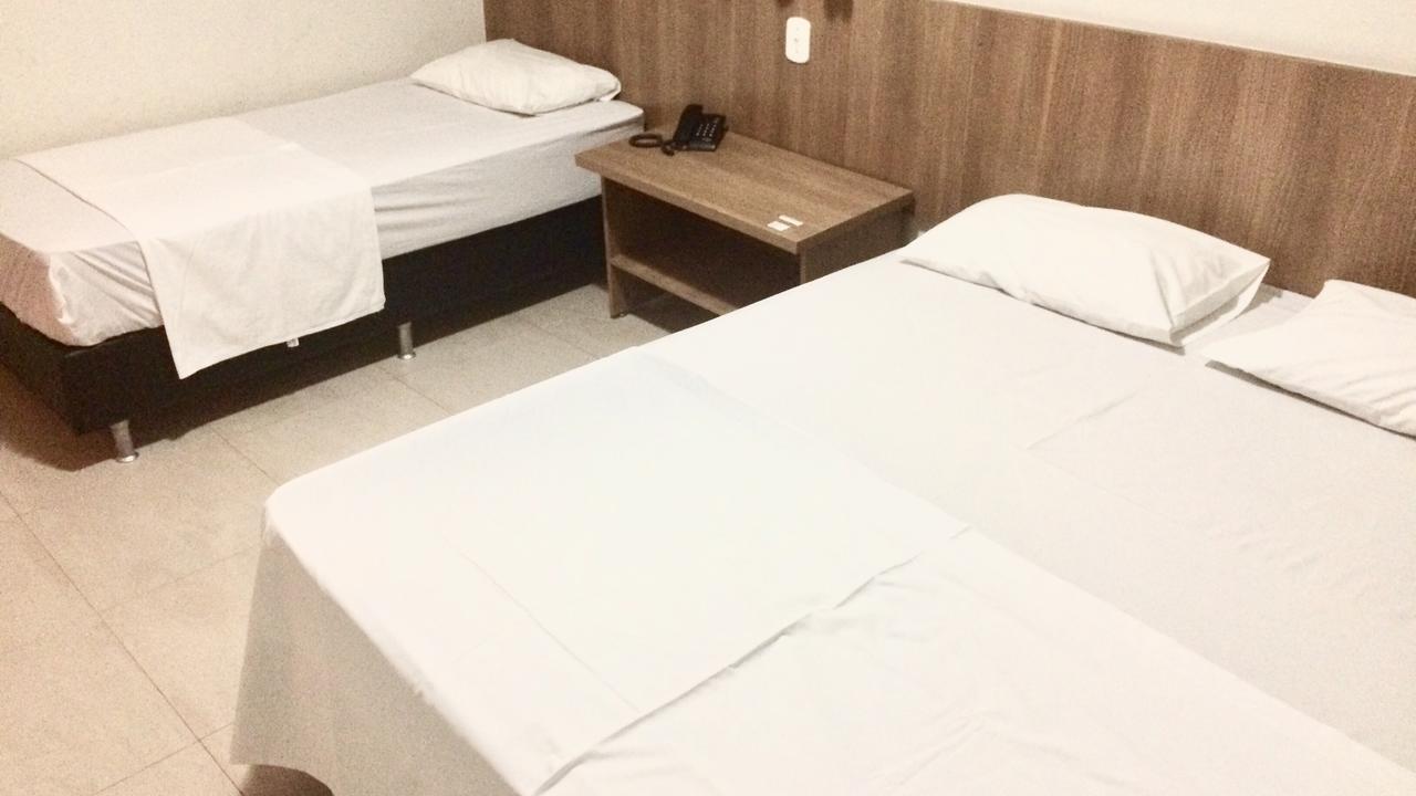 Cast Comfort Hotel Paranaiba Exterior photo